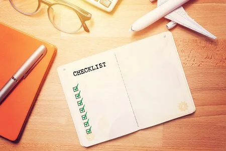 Niederlassungsbewilligung und deren Aufrechterhaltung während eines Aufenthalts im Ausland Checkliste